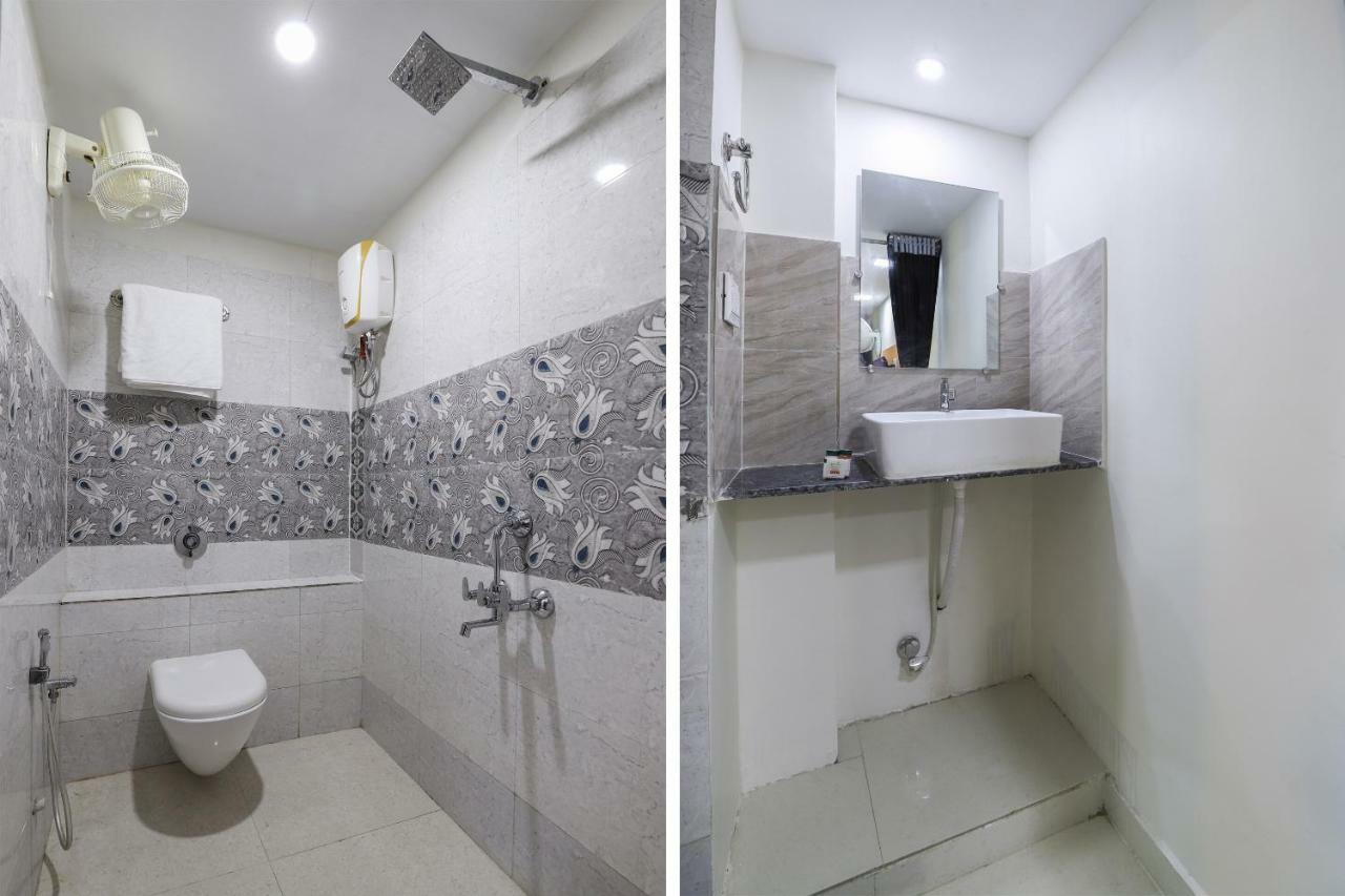 Oyo 47110 Hotel Royal Palace Naroda Εξωτερικό φωτογραφία